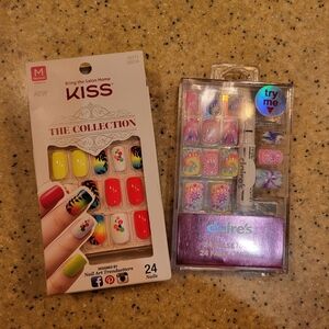 NWT Nail Kit Set of 2
